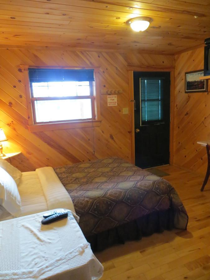 Nine Pine Cottage Miramichi Exterior foto